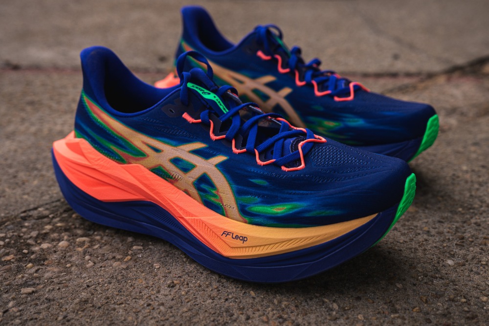 asics superblast 3 - lateral stripes blue