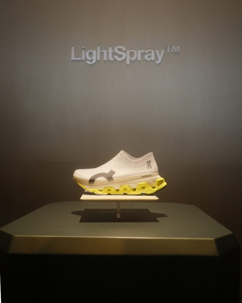 on lightspray cloudmonster 3 hyper