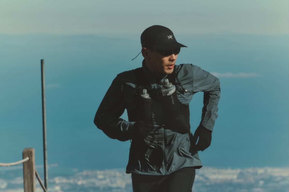 running in korea - arcteryx